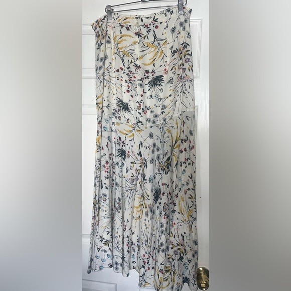COPY - Nordstrom cute Maxi Skirt with side slits Size: Large nwot - Picture 1 of 5